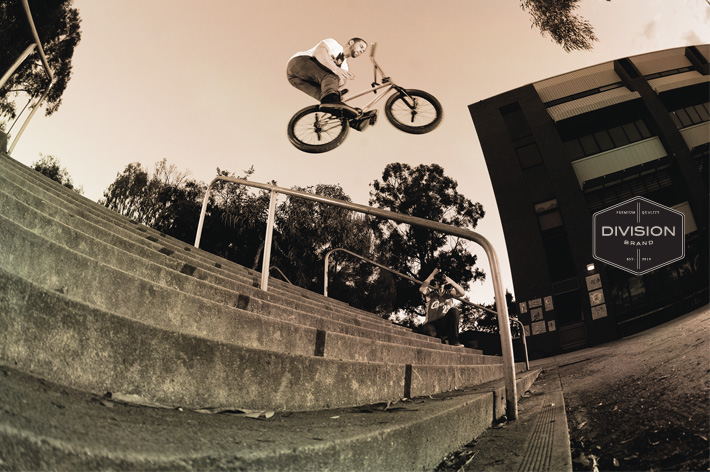 DJ-BARS-OVER-RAIL-NEWS