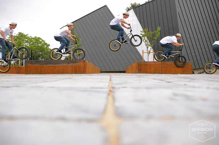 rhys-gogel-gap-smith