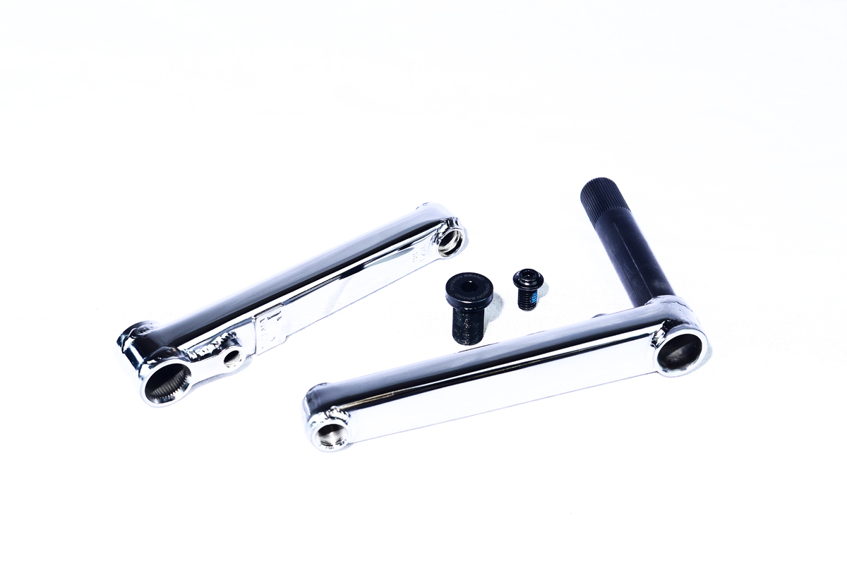 Valiance-cranks-chrome