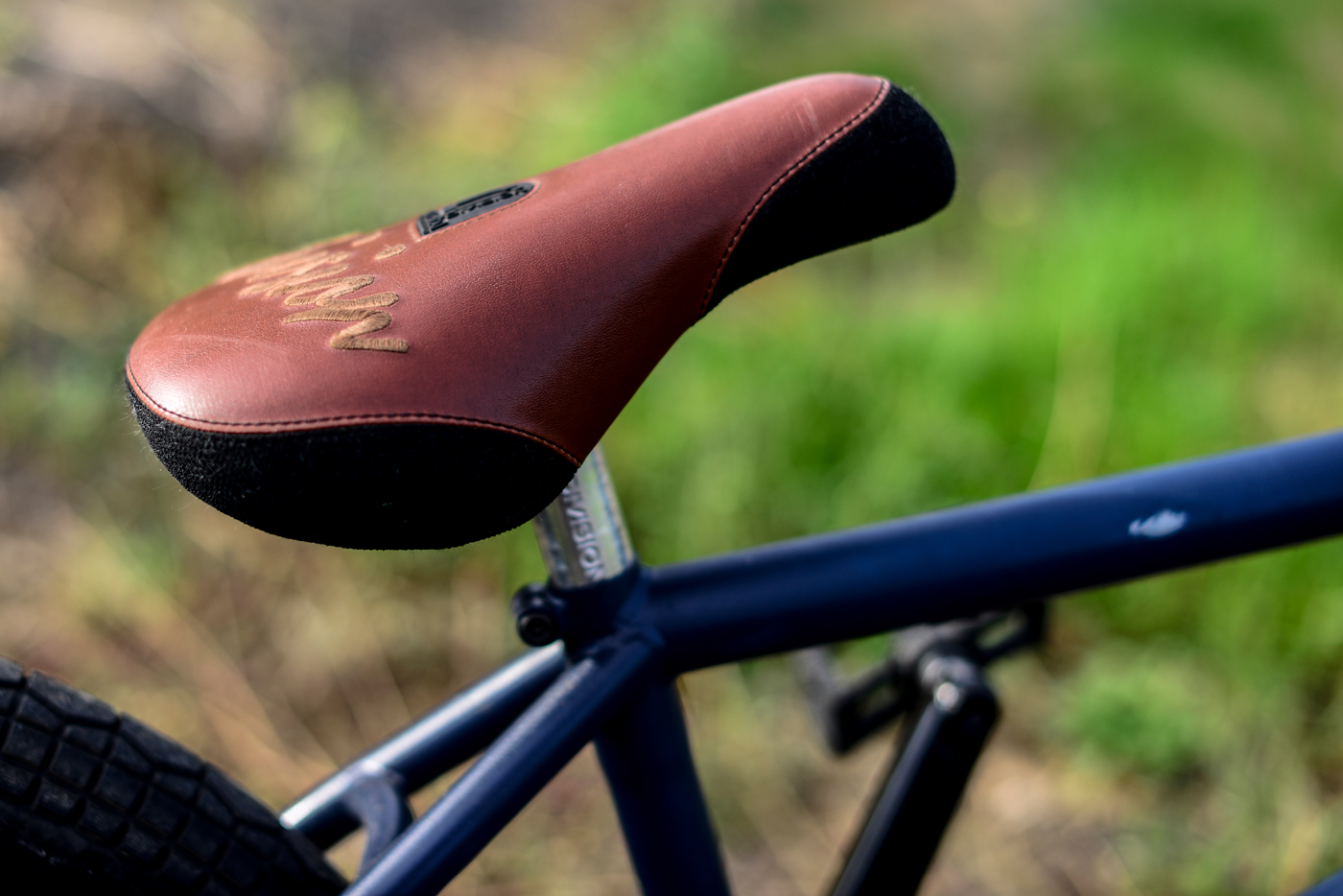 div-brown-seat_LR