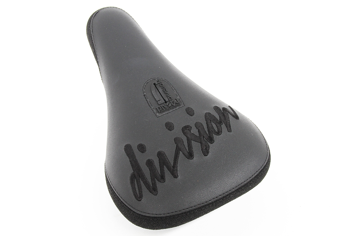 Division-Seat-Black-4