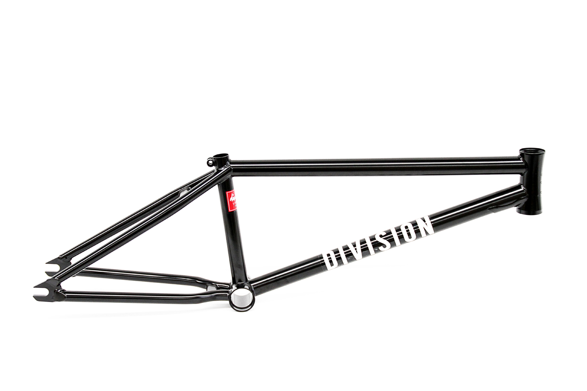Lanark-Frame-Side-Angle-1